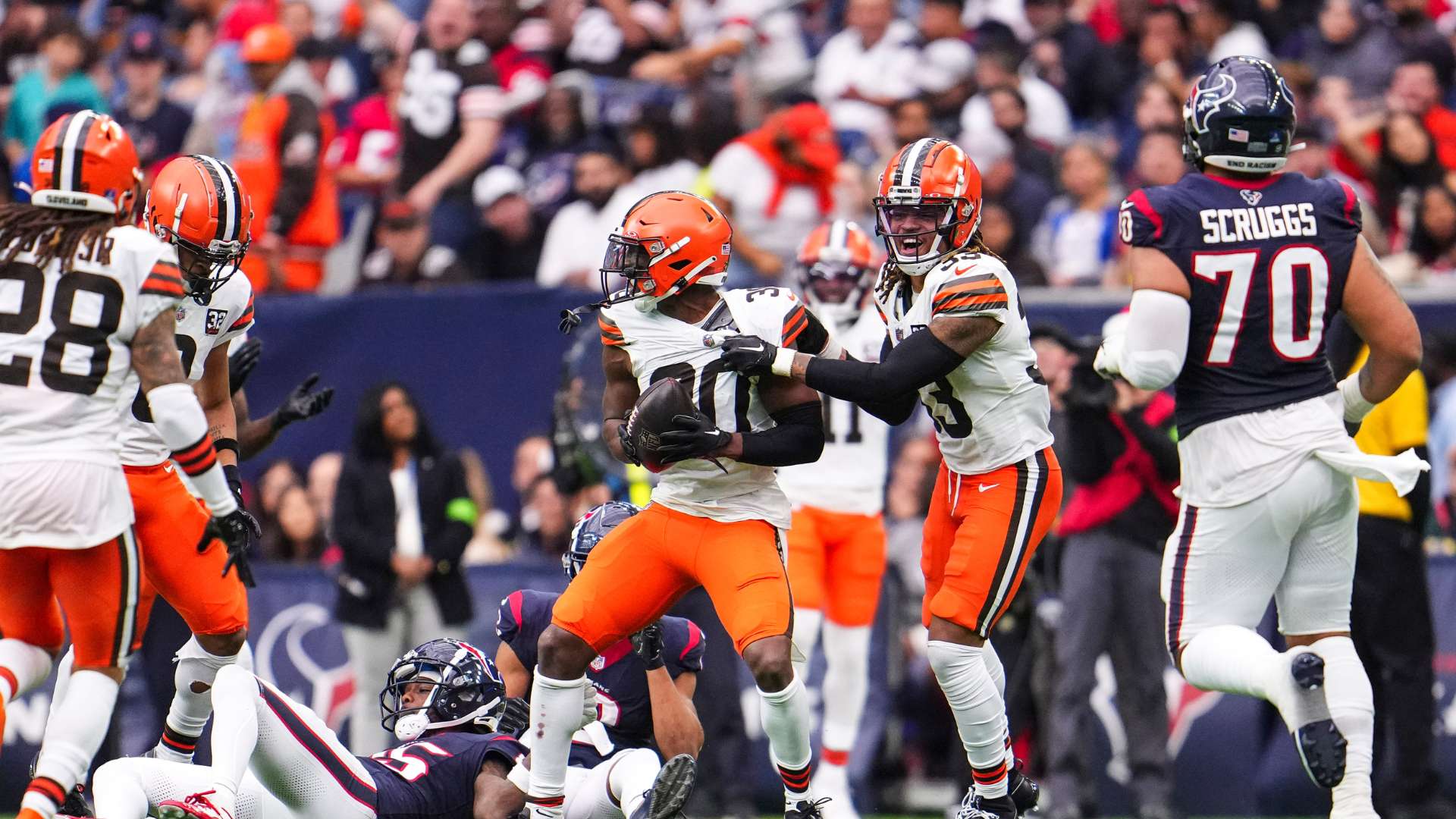 一个风清气 一个风清气