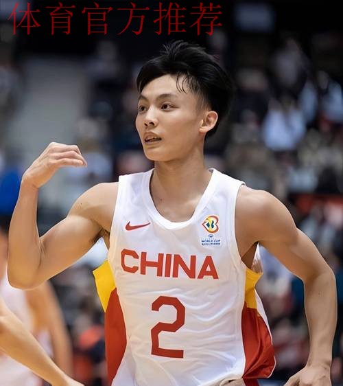 首战广东曝巨大隐患!徐杰伤退引进攻崩盘,最后希望寄予麦考尔了 首战广东曝巨大隐患!徐杰伤退引进攻崩盘,最后希望寄予麦考尔了